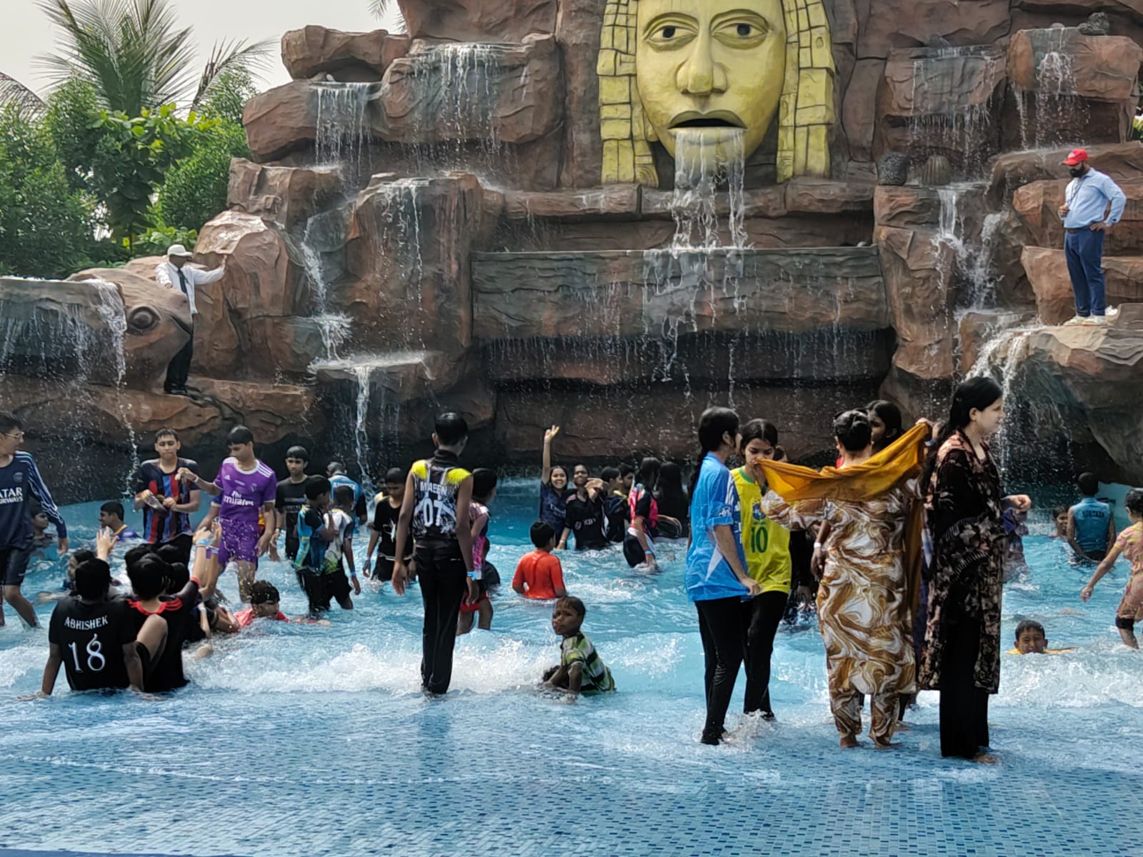 WhatsApp Image 2026-02-01 at 09.51.33